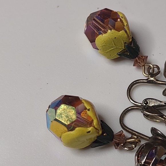 Very Awesome Vintage Glass Bead Dangling Fruit Clip On Earrings - Picture 11 of 16